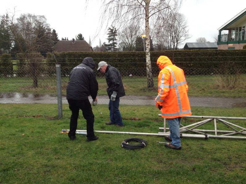 Opzetten van de 40m mast.